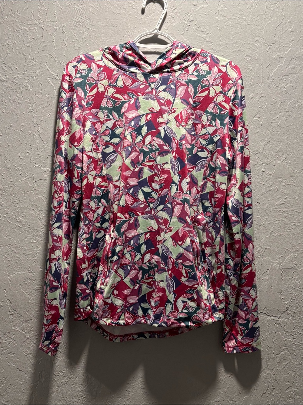 Enlighten Floral Active Top Size Medium